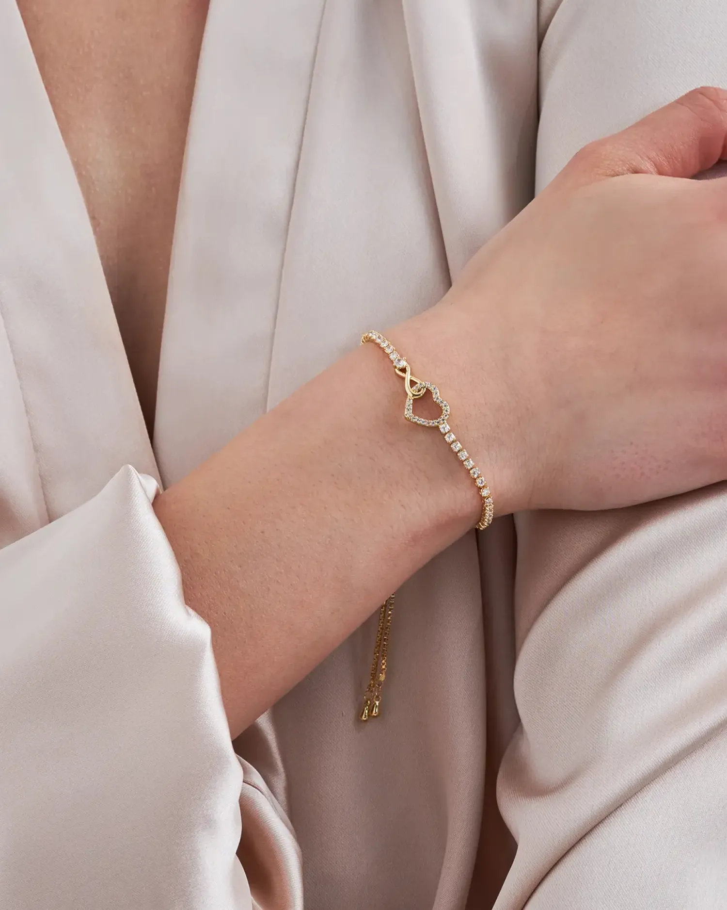 Bijou Brigitte Bracelet - Flawless Infinity Discount