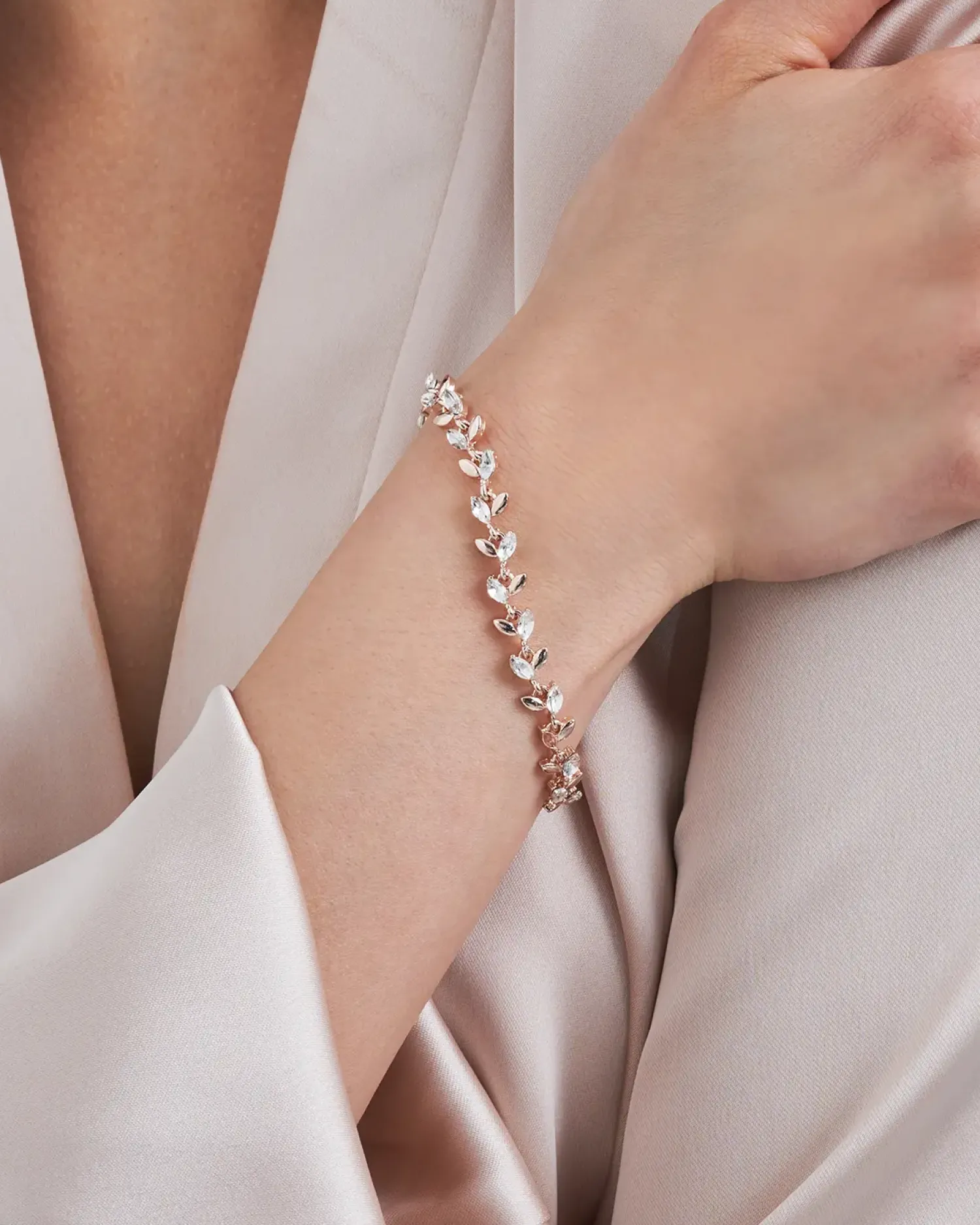 Bijou Brigitte Bracelet - Floral Charme Best