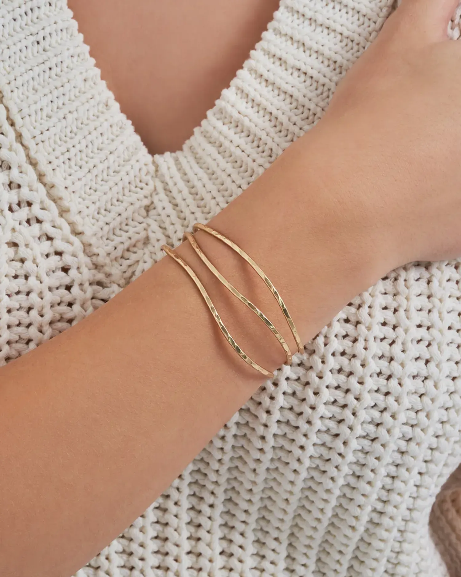 Bijou Brigitte Bracelet jonc - Pounded Gold Hot