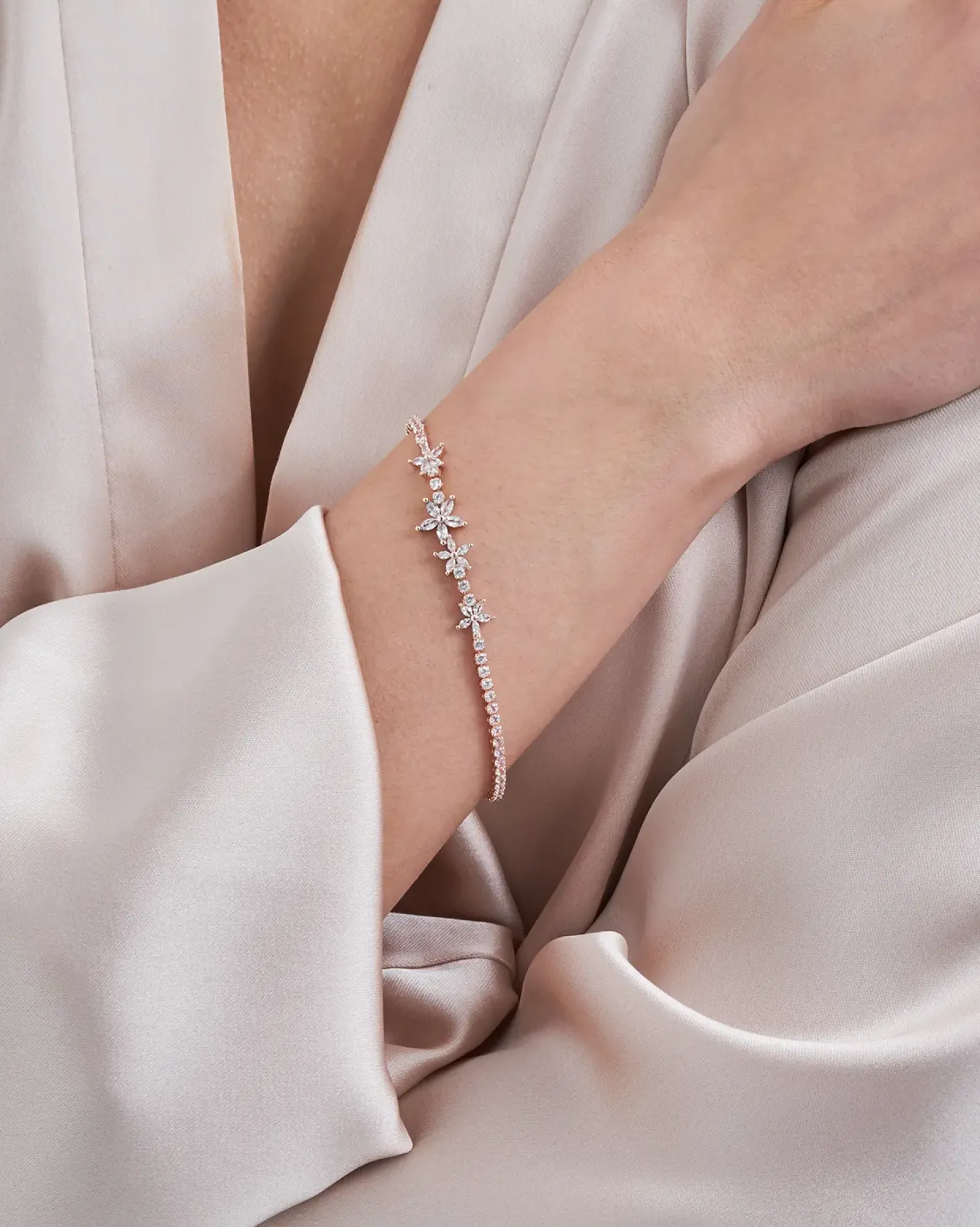 Bijou Brigitte Bracelet - Rose Flowers