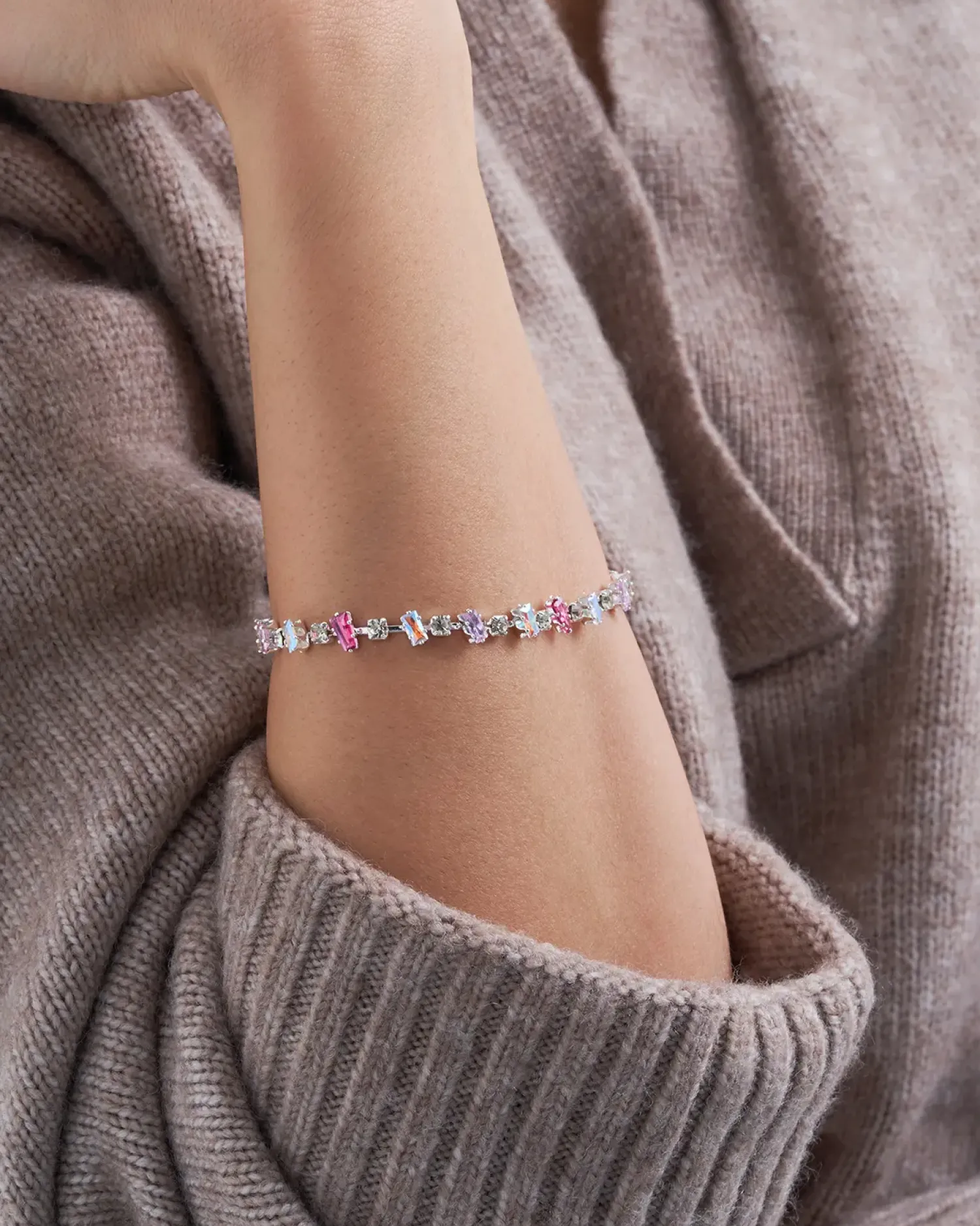 Bijou Brigitte Bracelet - Sparkling Square Hot