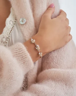 Bijou Brigitte Bracelet - Three Flowers