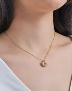 Bijou Brigitte Collier - Perfect Love Online