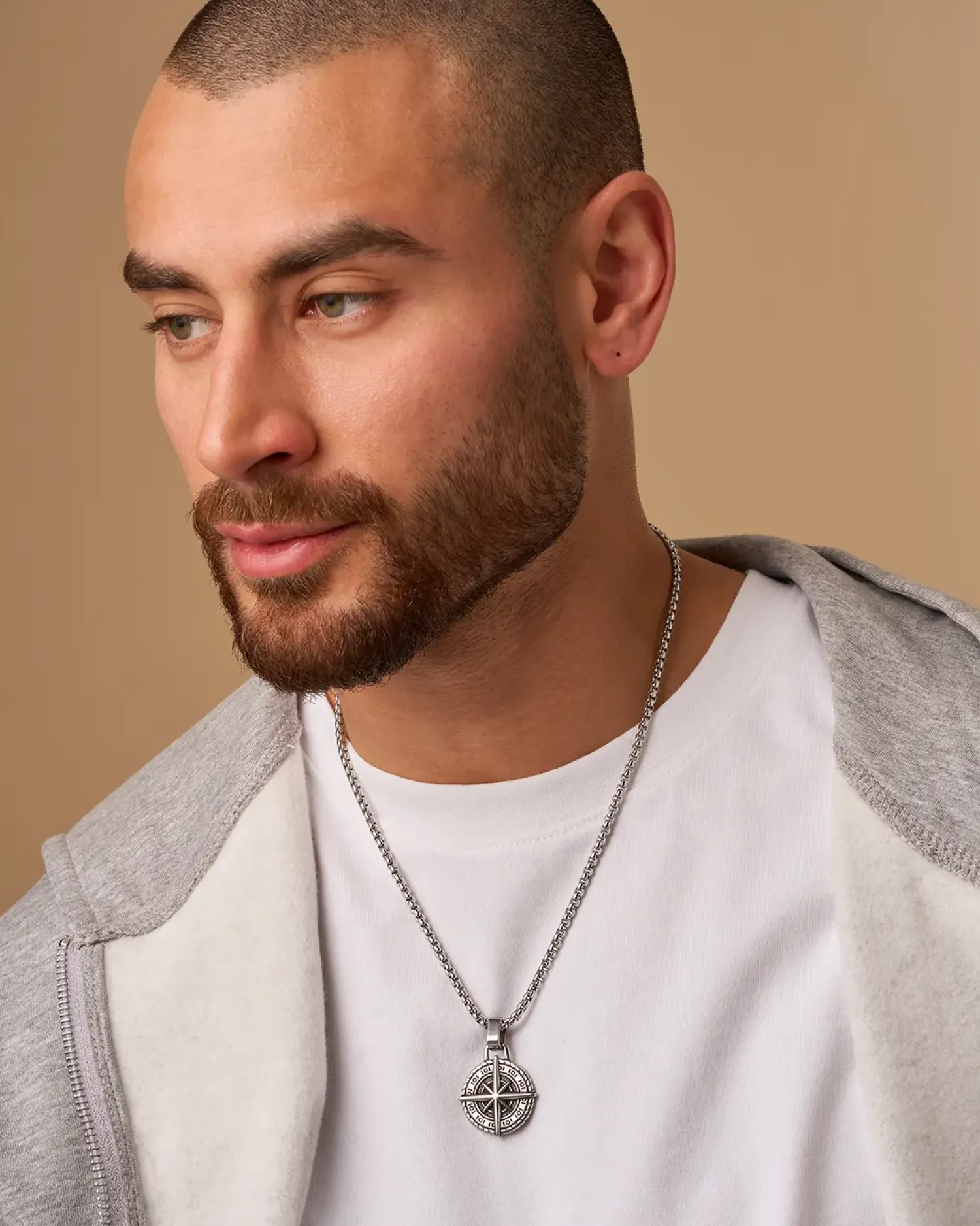 Bijou Brigitte Collier pour homme - Silver Route Sale
