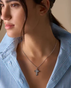 Bijou Brigitte Collier - Vintage Cross