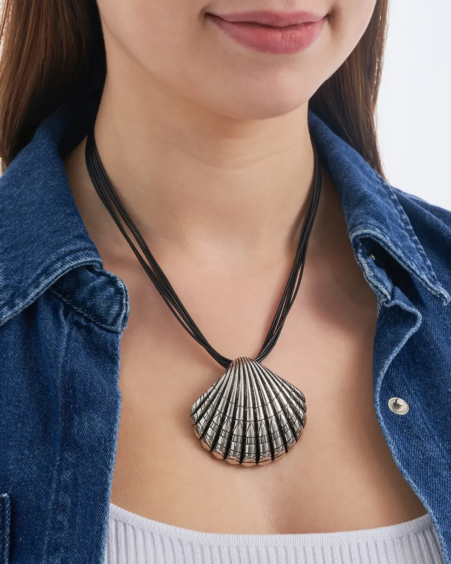 Bijou Brigitte Collier - Wonderful Shell Best