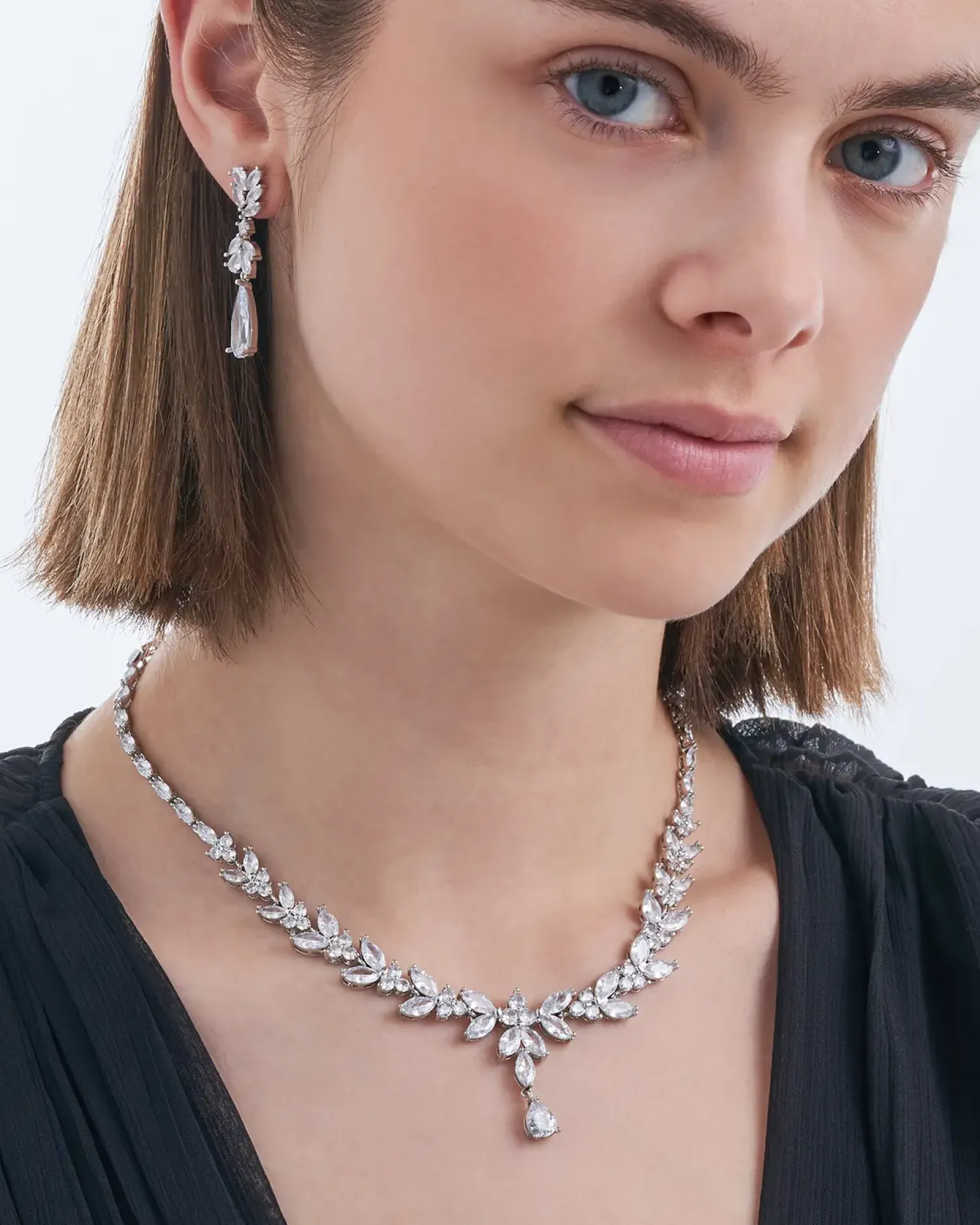 Bijou Brigitte Ensemble - Floral Zirconia Discount