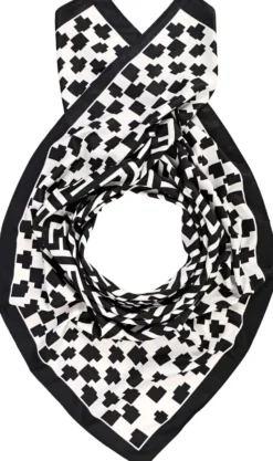 Bijou Brigitte Foulard - Noble Refinement Hot